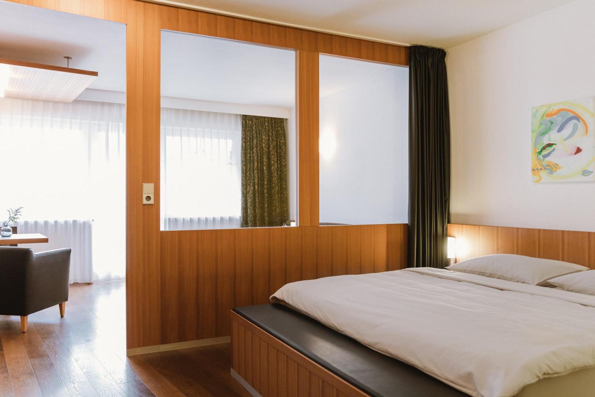Lindenhof Pure Luxury & Spa Dolcevita Resort Naturns Værelse billede