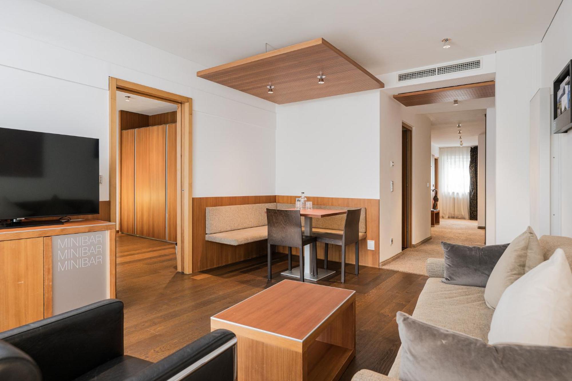 Lindenhof Pure Luxury & Spa Dolcevita Resort Naturns Eksteriør billede