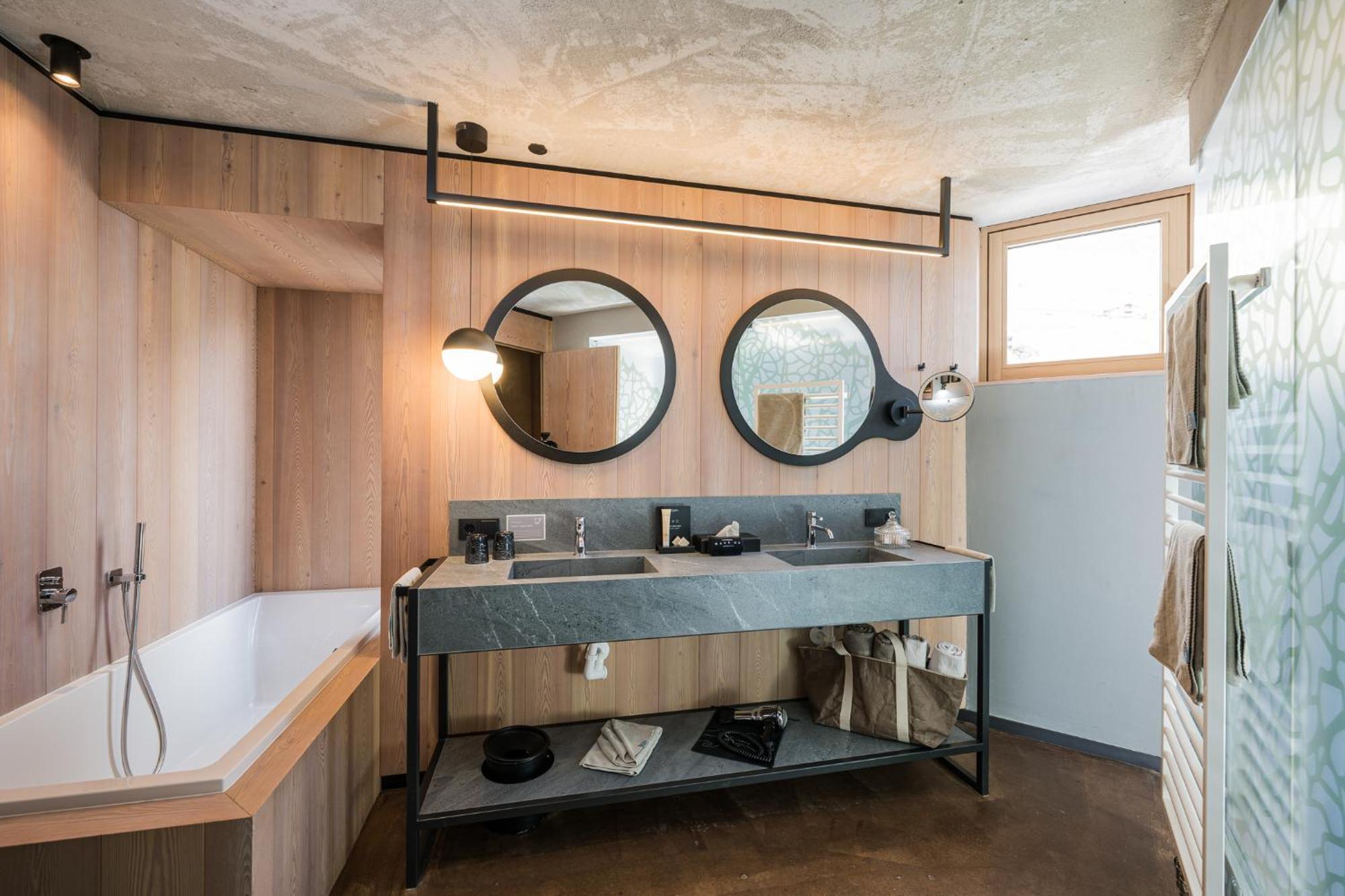 Lindenhof Pure Luxury & Spa Dolcevita Resort Naturns Eksteriør billede